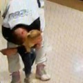 Koliko ljubavi i emocija u nekoliko sekundi! Očeva najveća ljubav: Ognjena dotrčala do Nikole Jokića, a onda je usledio dug…