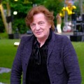 „Lopov i prevarant“: Poznati pevač u centru skandala