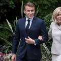 Makron će američkom sudu ponuditi ‘naučne dokaze’ da je Brižit žena, kaže advokat
