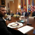 Zelenski traži oružje, a Trump hoće kraj rata