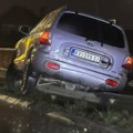 Vozilo završilo na zaštitnoj ogradi u večerašnjoj saobraćajnoj nezgodi u Kragujevcu
