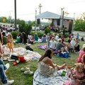 Danas i sutra "RTV piknik - ponesi ćebe"
