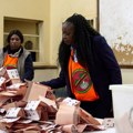 Brojanje glasova na izborima u Zambiji nastavljeno nakon prijavljenog nasilja i krađe glasačkih listića