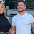 (Foto) Iva Bojanović i Joca Stefanović odveli sina na pričest: Ponosni tata drži četvoromesečnog dečaka: "Slava Bogu"