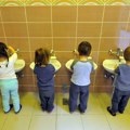 Skandal u vrtiću u Kini: zbog opasne boje za hranu 247 dece otrovano olovom, direktor i vaspitači završili u zatvoru