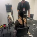 (Video) Prelepa Teya Dora blista pred pocetak Evrovizije 2024: Ekskluzivni snimci srpske predstavnice pola sata pred izlazak na…