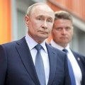 „Ili mi ili oni“: Ruski istraživački novinari objašnjavaju Putinovu igru