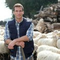 Pastir nestao dok je čuvao ovce, čudesno pronađen posle 12 dana - šok nastao kad je otkrio kako je preživeo: "Samo sam to jeo…