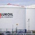 Лукоилов трговачки сектор нафтом отпушта запослене пред увођење санкција