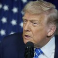 Трамп: Узимао сам веће дозе аспирина, зато имам модрице