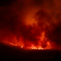 Gori brdo iznad Budve: Meštani sumnjaju da je uzrok vatromet
