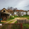 Komšija ne mora da vam da prolaz, ali sud može - Evo kada imate pravo da pređete preko tuđe parcele