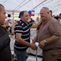 Na SNS skupu u Vučju i Zoran Stamenković Žazi, čovek koji je automobilom krenuo na kolonu studenata u Leskovcu