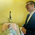 Vučić posetio igumaniju Pećke Patrijaršije mati Haritinu: "Poželeo sam joj brz oporavak, vedrog duha već ima"