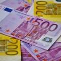 Radnik umesto forinti dobio 92.000 evra, odbija da vrati novac