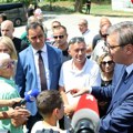 Vučić na Petrovačkoj cesti: Ako sruše i ovaj krst, podići ćemo još veći