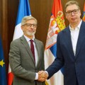 Vučić sa ambasadorom Francuske o Makronovoj poseti