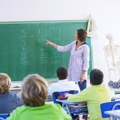 Vlada naložila izmene Školskog kalendara radi nadoknade nastave