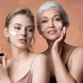 Savršeni skinimalizam: Noćna rutina nege zrele kože u samo 4 koraka