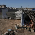 Al Džazira: Od ranih jutarnjih sati u Gazi ubijeno najmanje šest Palestinaca; Četvorogodišnja devojčica preminula usled…