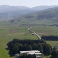 Oba smera blokirana: Kamion se prevrnuo na Manjači