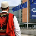 Више се не крију: Брисел награђује косовске Албанце јер темљено протерују Србе – по ЕУ стандардима