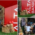 „S poljoprivrednicima od prve investicije do plasmana“ Veliko interesovanje za štand ALTA BANKE! Direktor Odeljenja za…
