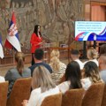 Uručeno 55 subvencija majkama za kupovinu prve nekretnine po osnovu rođenja deteta
