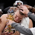 Jokić preko Dončića počinje napad na NBA "duplu krunu"