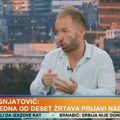 Viktor je čuo vrisak devojaka, istrčao je da im pomogne, a onda ga je jedna od žrtava nasilja napala! Reporter "Blic" TV se…