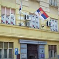 Novosadskom odborniku Damiru Zlojutru izbušene gume na automobilu
