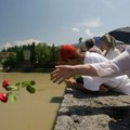 I 33 godine od žive lomače Višegrad još gori
