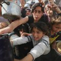Izraelske snage ubijaju Palestince koji čekaju humanitarnu pomoć