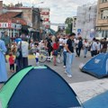 Nastavlja se blokada kružnog toka u centru Novog Pazara