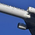 Putnica htela da zadavi i ugrize stjuardesu: Vikala "Hoću da ubijem!", avion hitno vraćen u Pariz