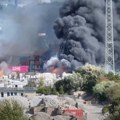 (Video, foto) više mrtvih u eksploziji u najvećoj luci u Nemačkoj: Metalne krhotine letele po auto-putu, crni dim preti gradu…