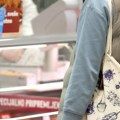 Trik sa mesom koji koriste trgovci je šokantan i opasan: Evo gde završe bajati ostaci