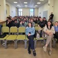 U Kragujevcu održana tribina „Na maturu bez automobila“