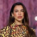 Dua Lipa tužila Samsung zbog neovlašćenog korišćenja njene fotografije