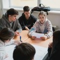 Više od 4.500 srednjoškolaca širom Srbije do sada prošlo kroz Program Finansijska pismenost