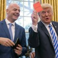 Halo, ovde Donald: Infantino zaslužio crveni karton
