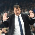 Ataman pobegao posle debakla! Drim-tim ponižen u derbiju, a Turčin smislio izgovor da izbegne novinare