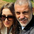 Nije lako okititi jelku od tri metra: Sonja i Nikola Lazetić oduševili dekoracijom luksuzne kuće na Avali