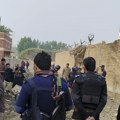 Ubijeno najmanje 13 policajaca Napad militanata u Pakistanu, broj poginulih će rasti (foto)