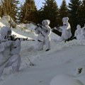 Obuka izviđača Kopnene vojske u zimskim uslovima