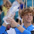 Siner preskočio Alkarasa, ali Novak obezbedio još jedan ATP rekord