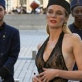 Moda i Olimpijske igre: Ko je sve prošetao modnom pistom na pariskom trgu