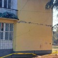 Radovi na leto: Napukli zid zgrade OŠ "Branislav Nušić" na Voždovcu biće saniran