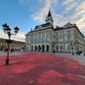 Novosadski studenti ispred Gradske kuće organizuju praćenje izbora u Kosjeriću i Zaječaru