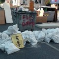 Završeno uklanjenje blokade u Zemunu, radnici peru ulice